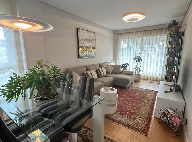 A Estrenar Amplio Con Piscina Y Parking * Getxo