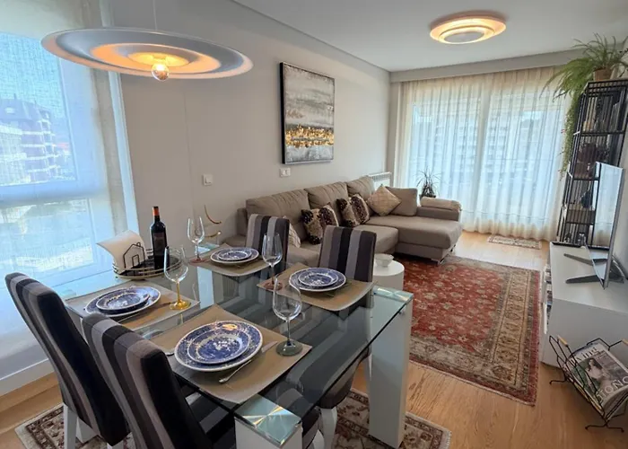 Apartment A Estrenar Amplio Con Piscina Y Parking Getxo